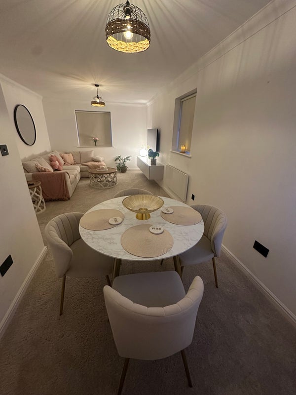 Flat Coates Quay in Chelmsford