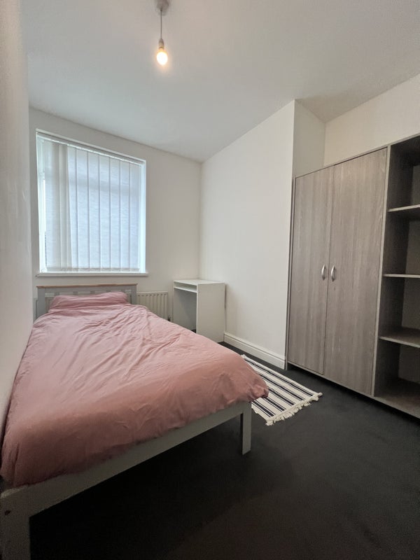 Room Rainton Street in Sunderland