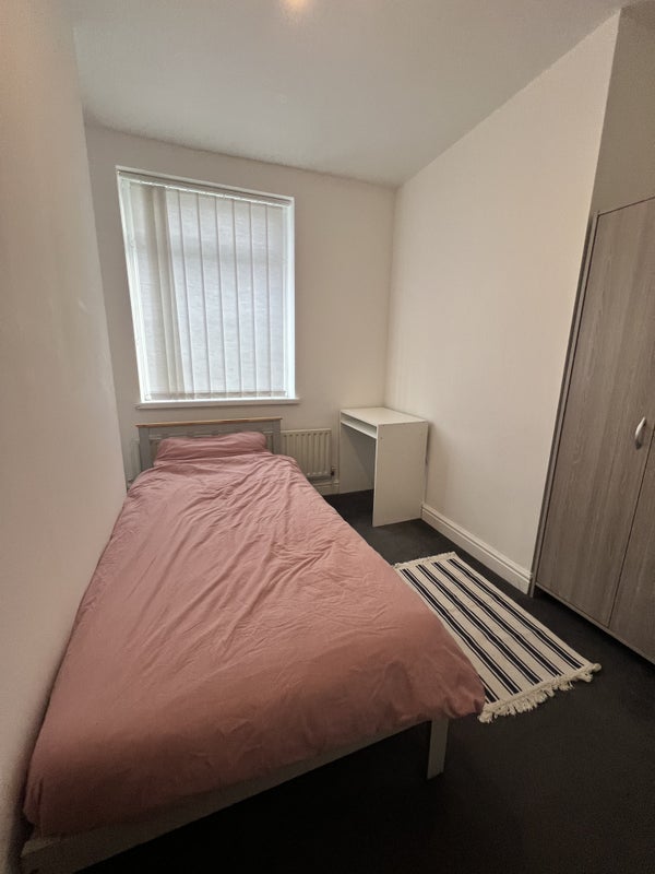 Room Rainton Street in Sunderland
