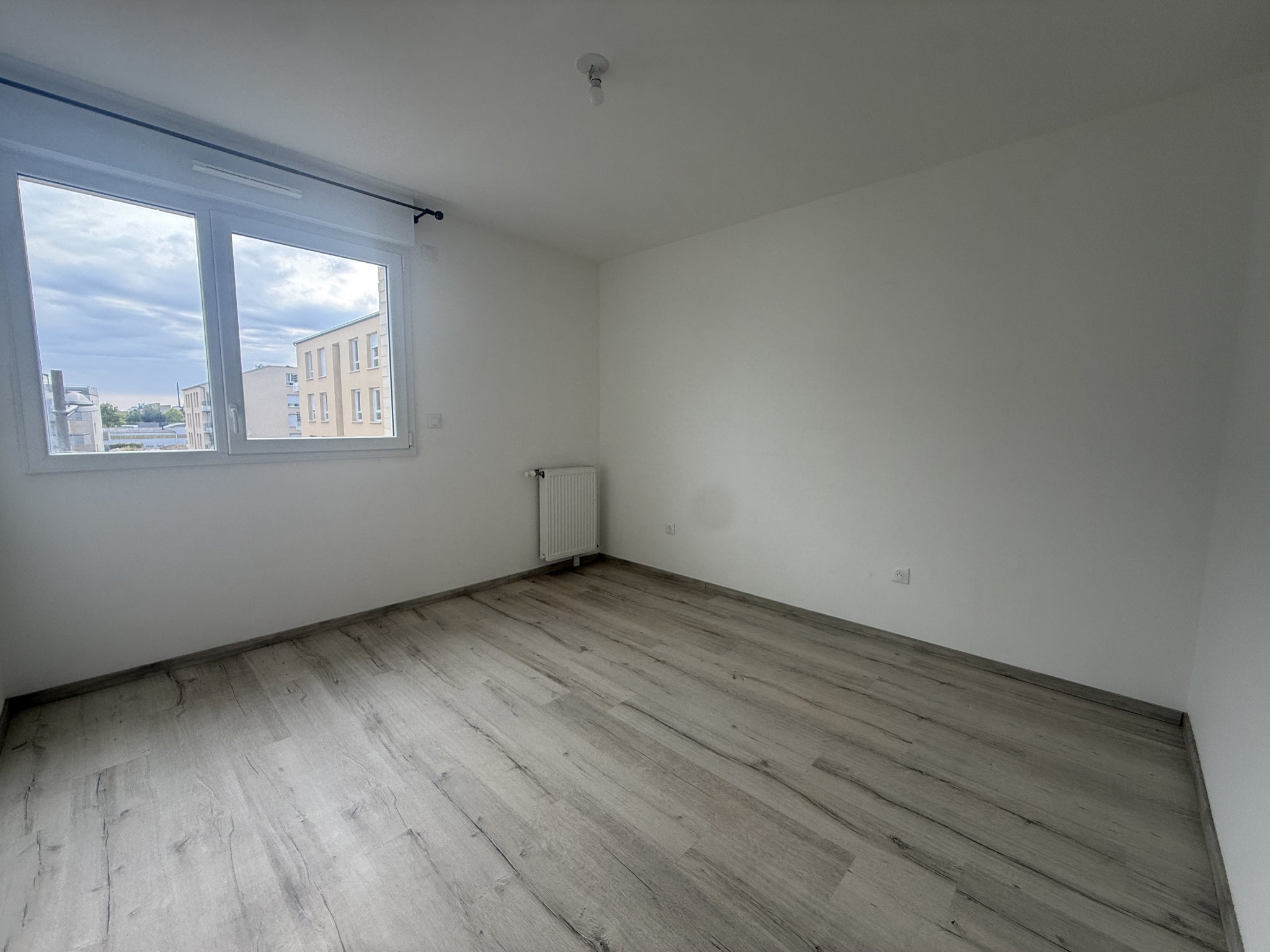 Flat Rue Aristide Boucicaut in Tinqueux