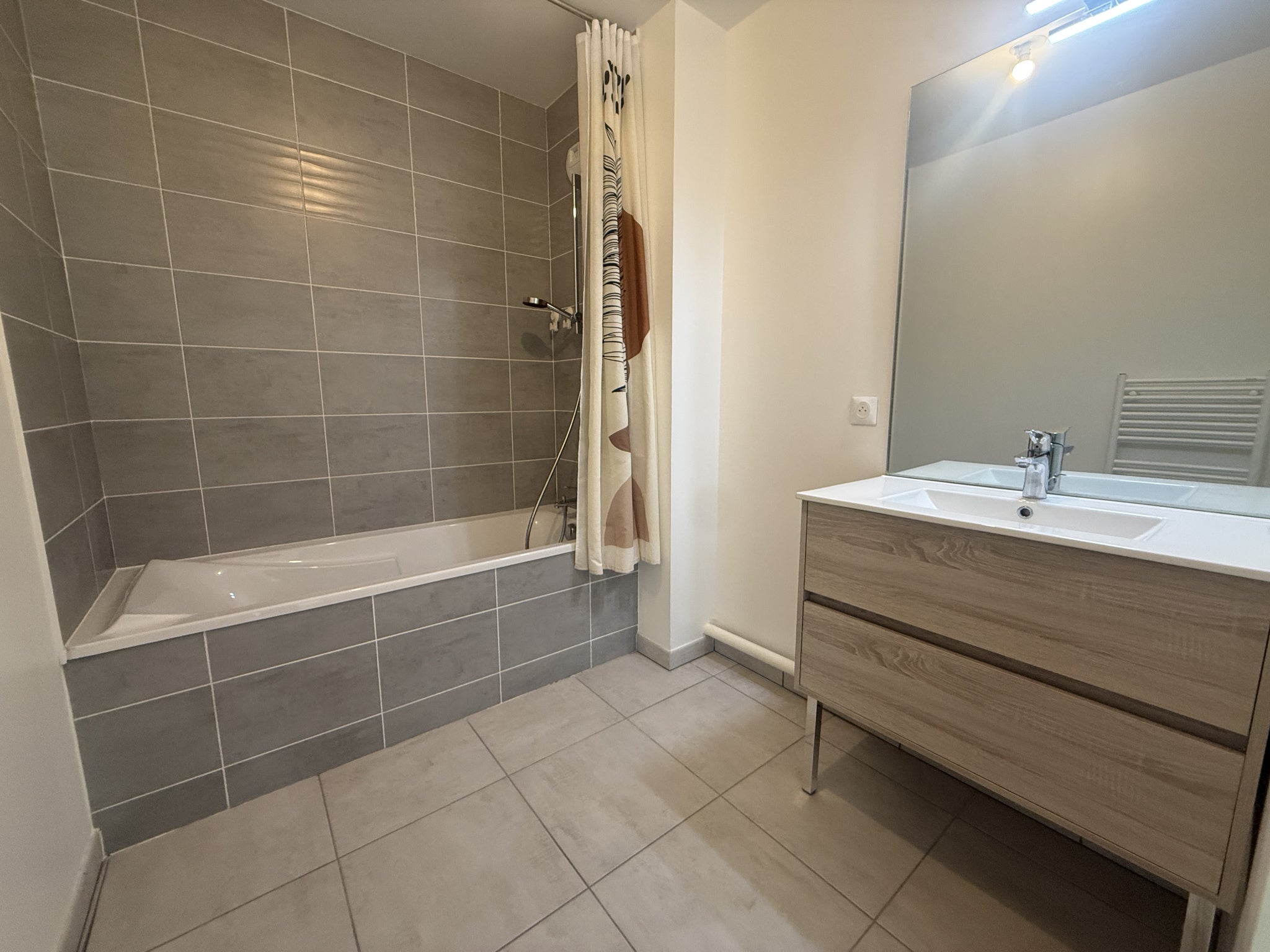 Flat Rue Aristide Boucicaut in Tinqueux