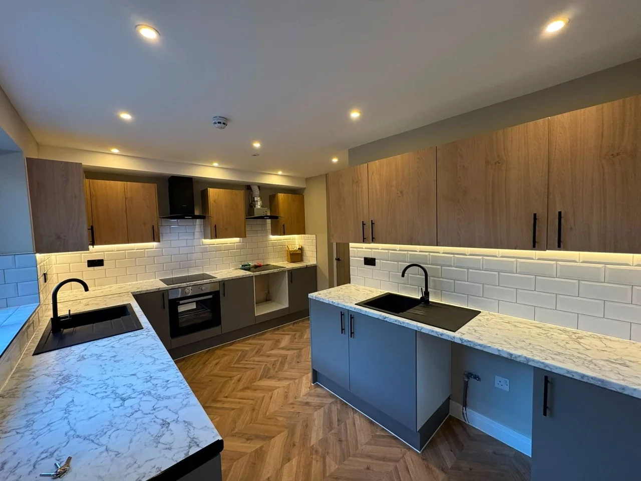 Flat Albert Road in Greater London