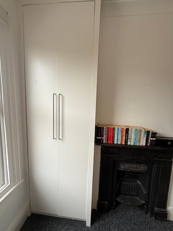 Room Trentham Street in Greater London