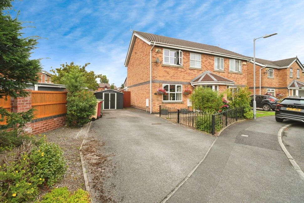 House Haseley Close in Bolton