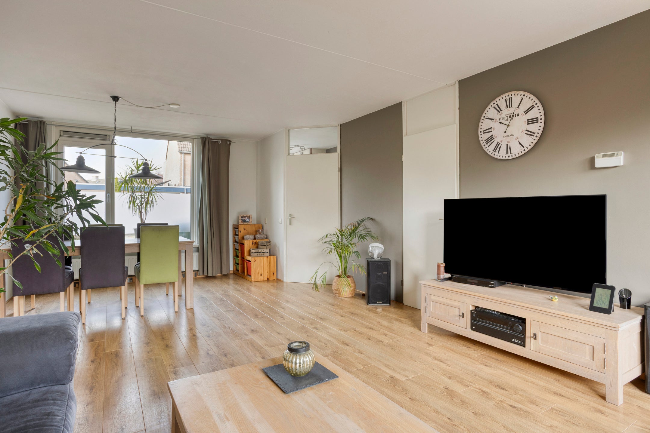 Tussenwoning te koop: Nicoline Swijgmanstraat 164, Breda