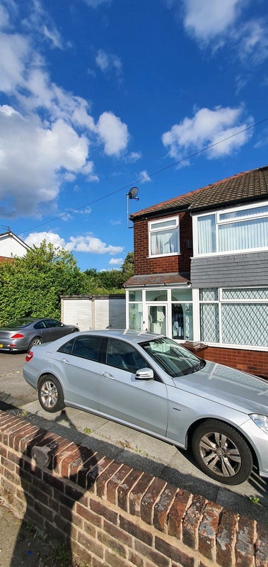 Room Parr Lane in Whitefield
