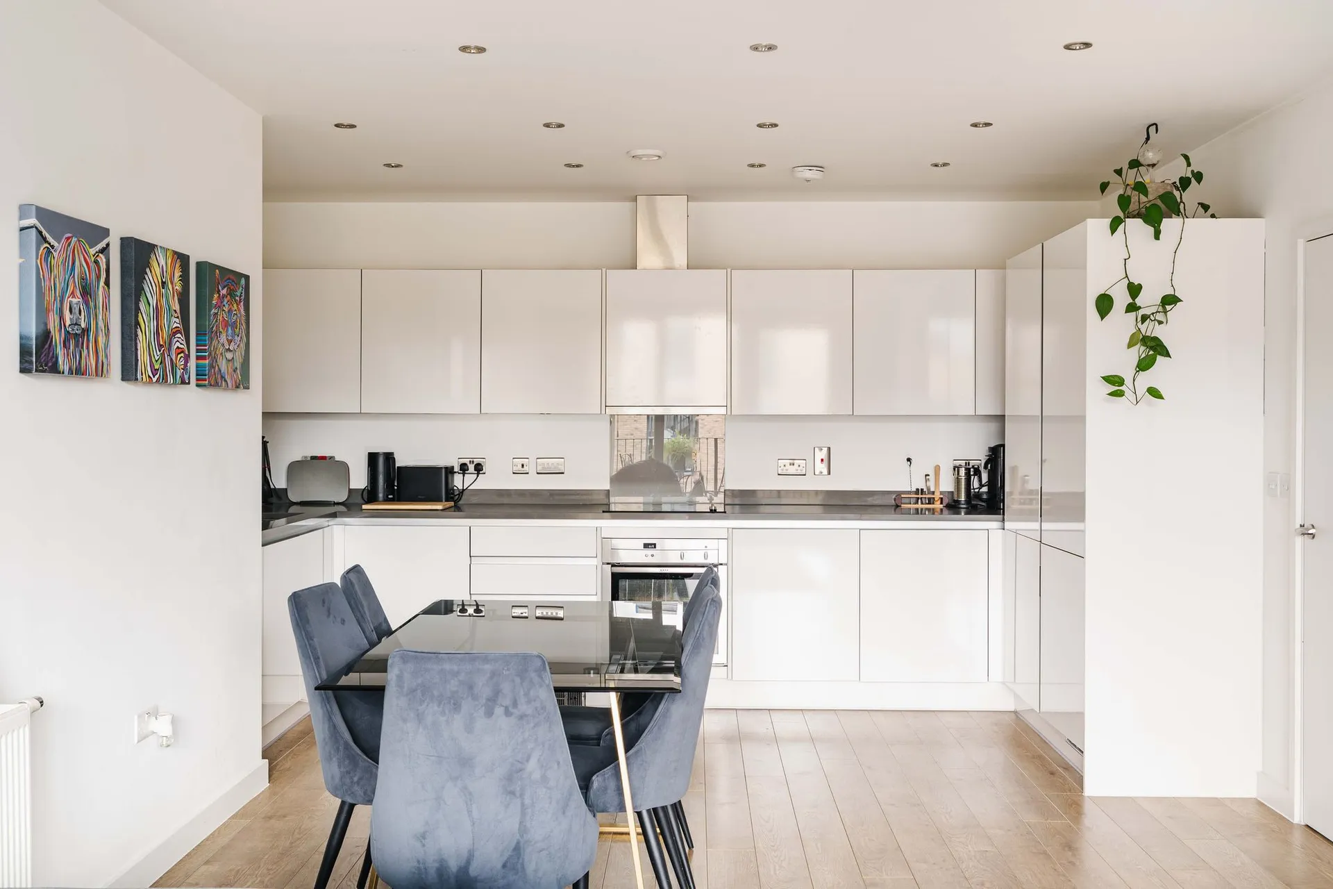Flat Bolinder Way in Greater London