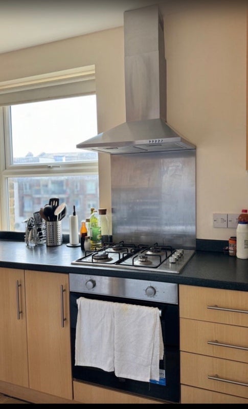 Room Uxbridge Road in Greater London