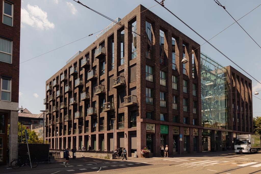 Flat Eerste Constantijn Huygensstraat in Amsterdam