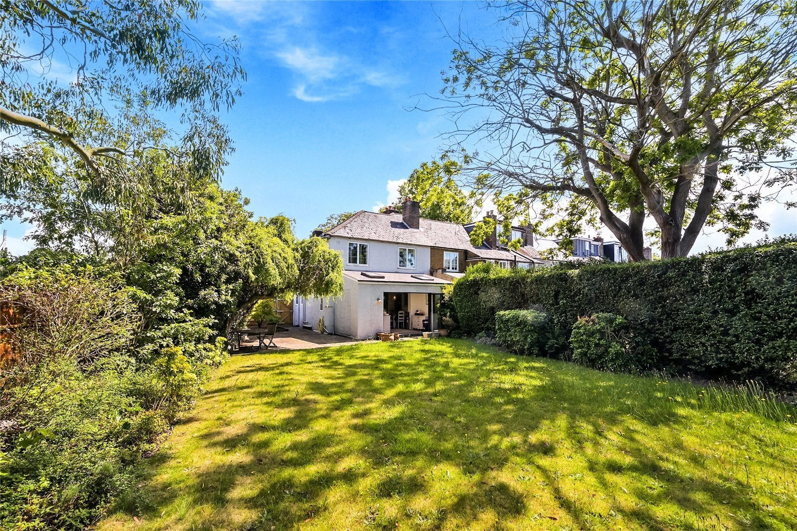 House Burntwood Lane in Greater London