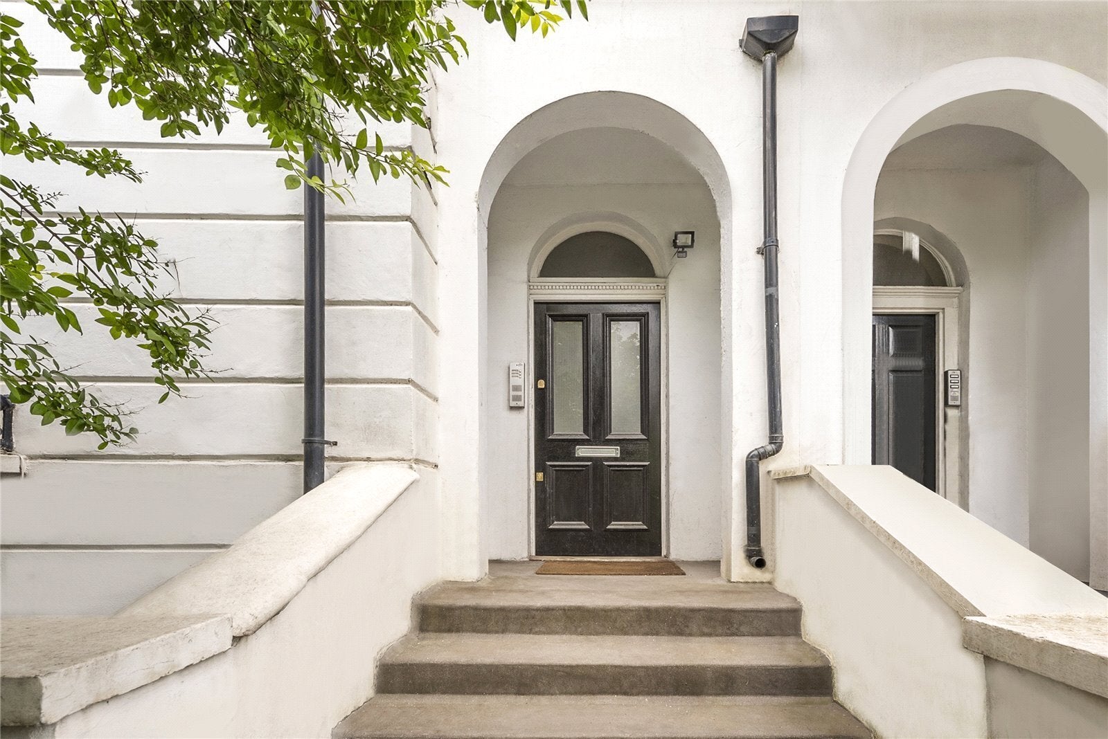 Flat Prince of Wales Road in Greater London