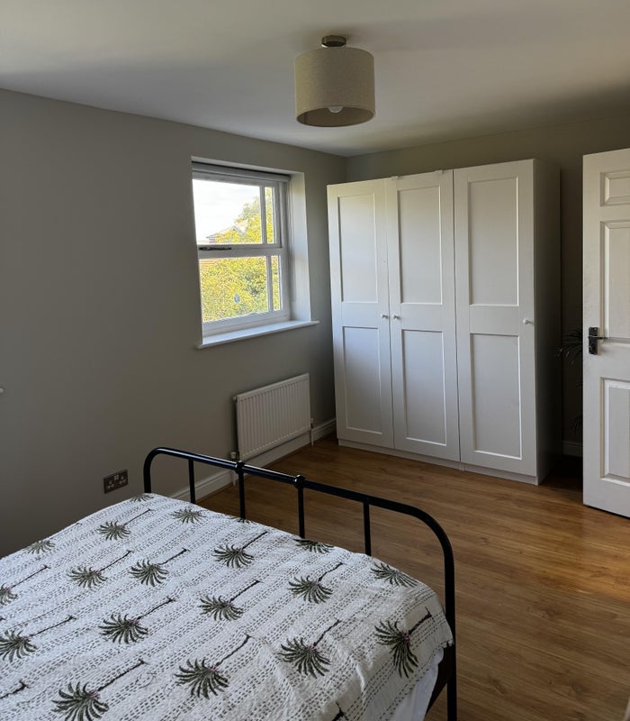 Room Mantilla Road in Greater London