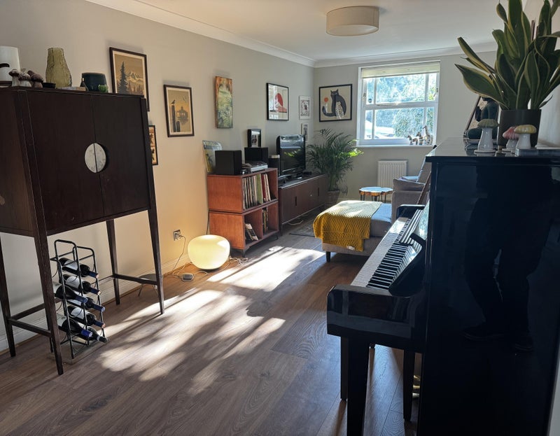 Room Mantilla Road in Greater London