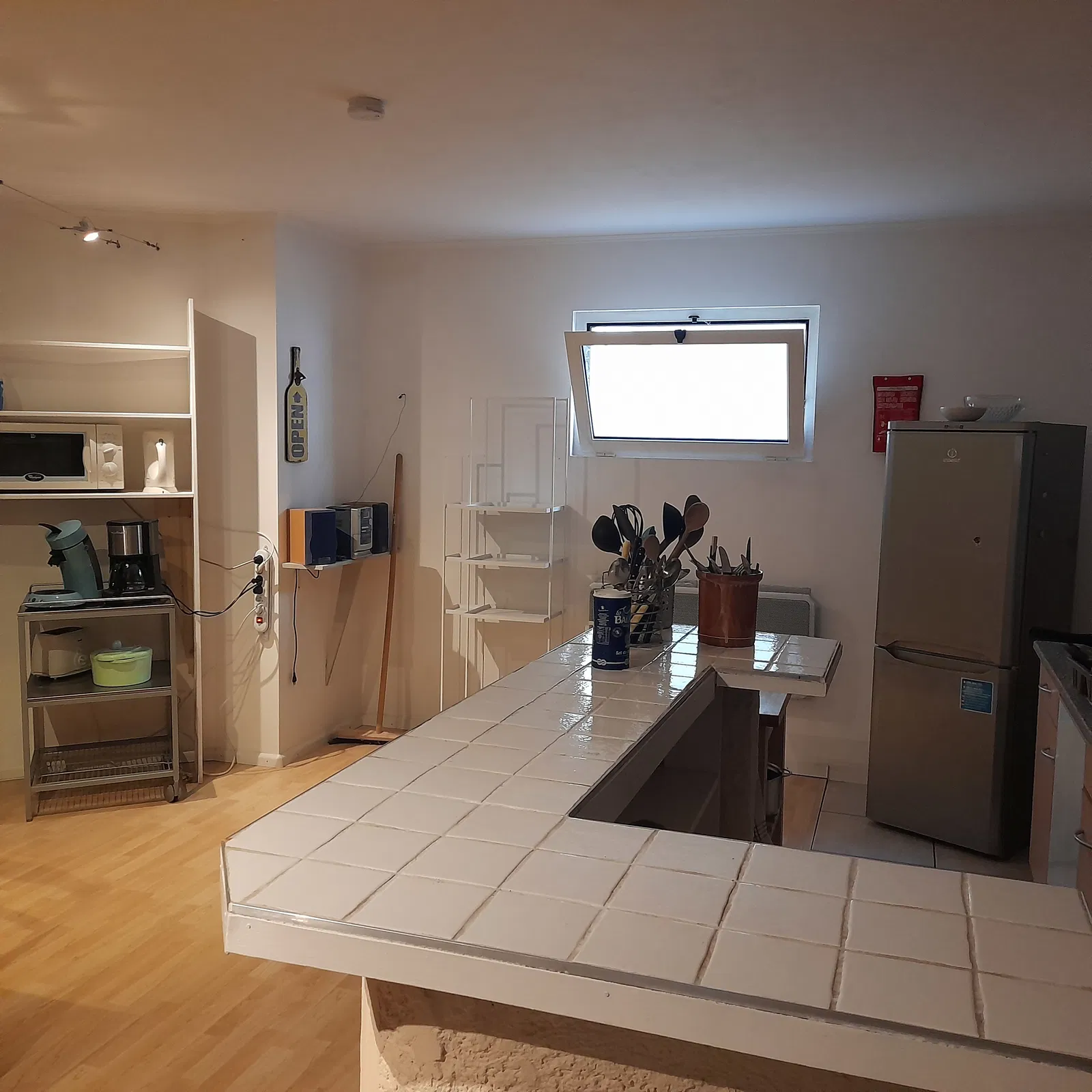 Room D 105 in Village-Neuf