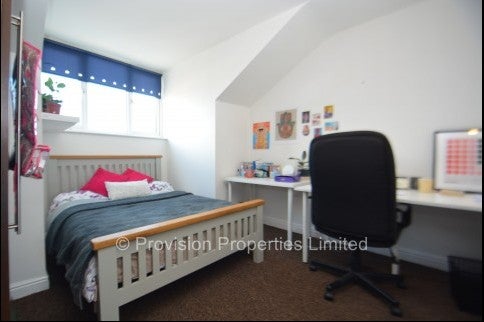 House Burchett Terrace in Leeds