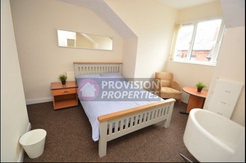 House Burchett Terrace in Leeds