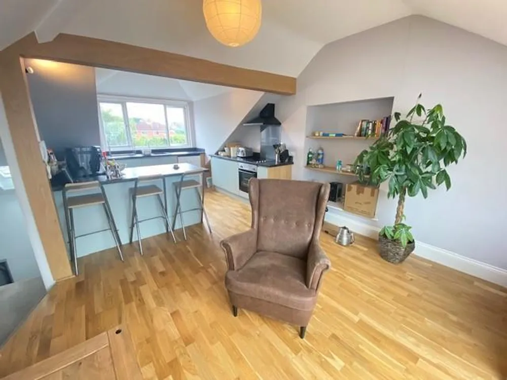 Flat Sylvan Road in Exeter