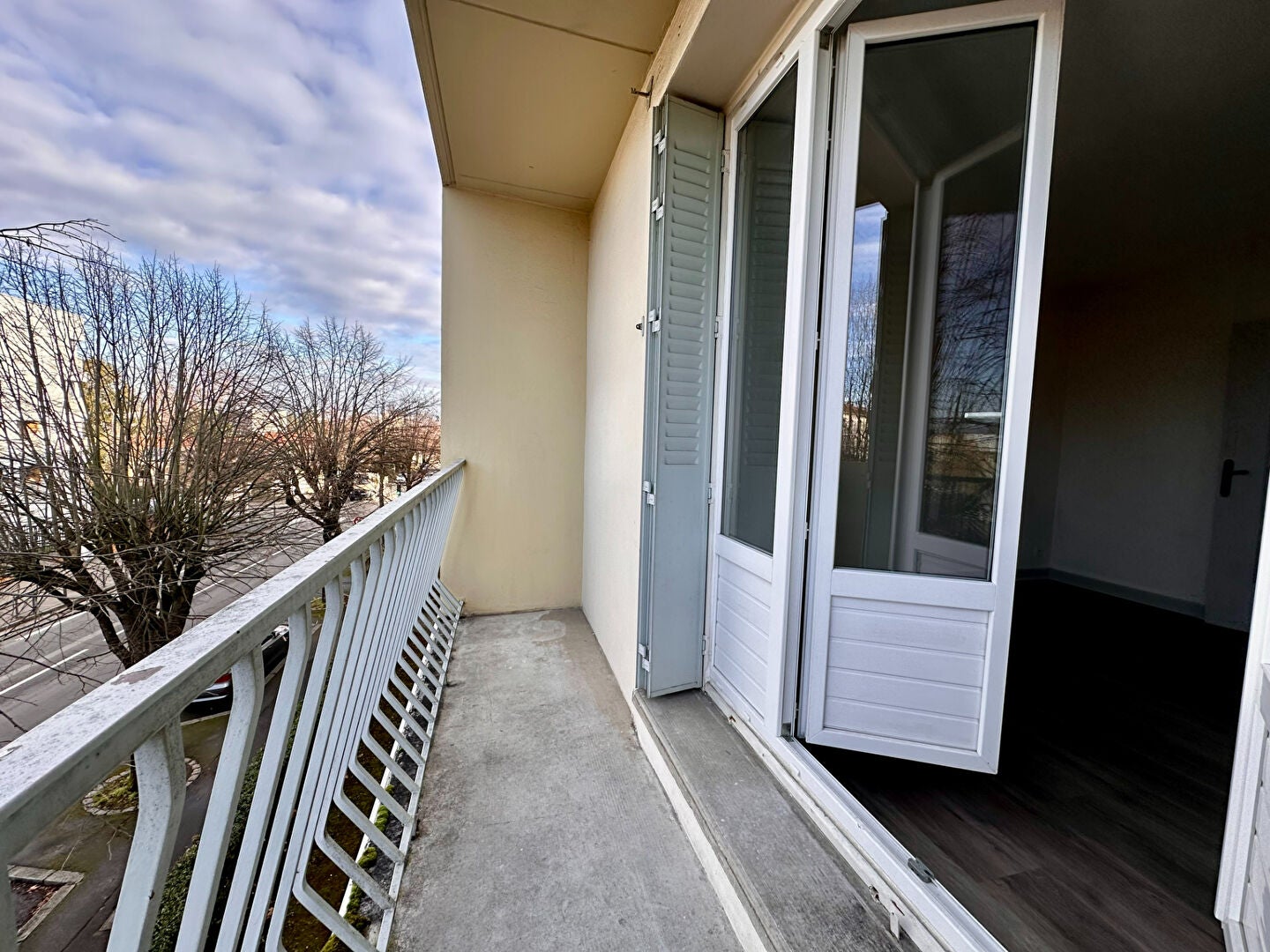 Appartement Place Claude Bernard à Villefranche-sur-Saône