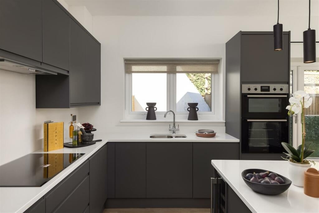 House Austin Close in Greater London