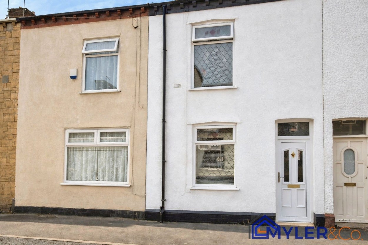 House Foster Street in Widnes
