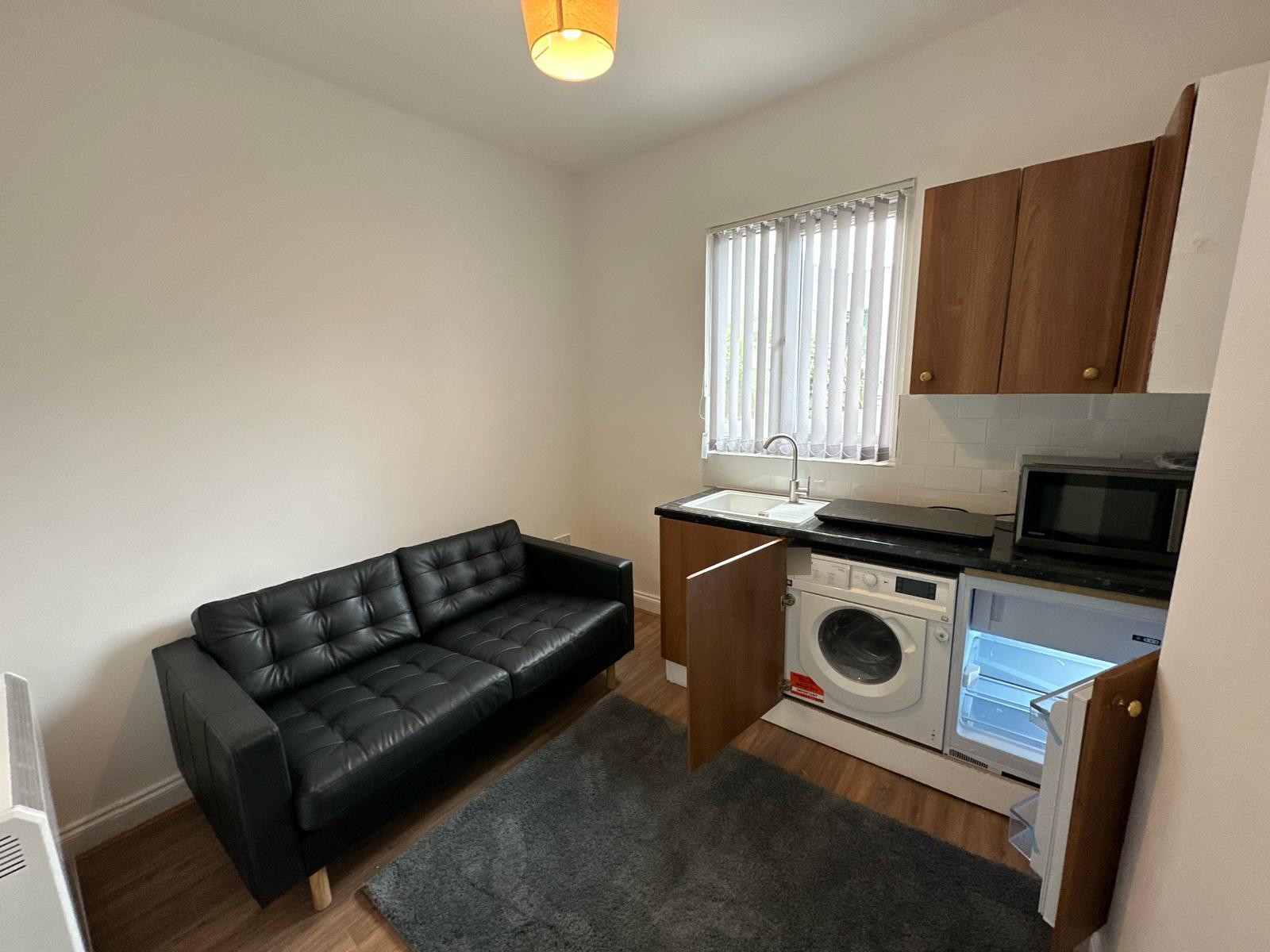 Flat Camden High Street in Greater London