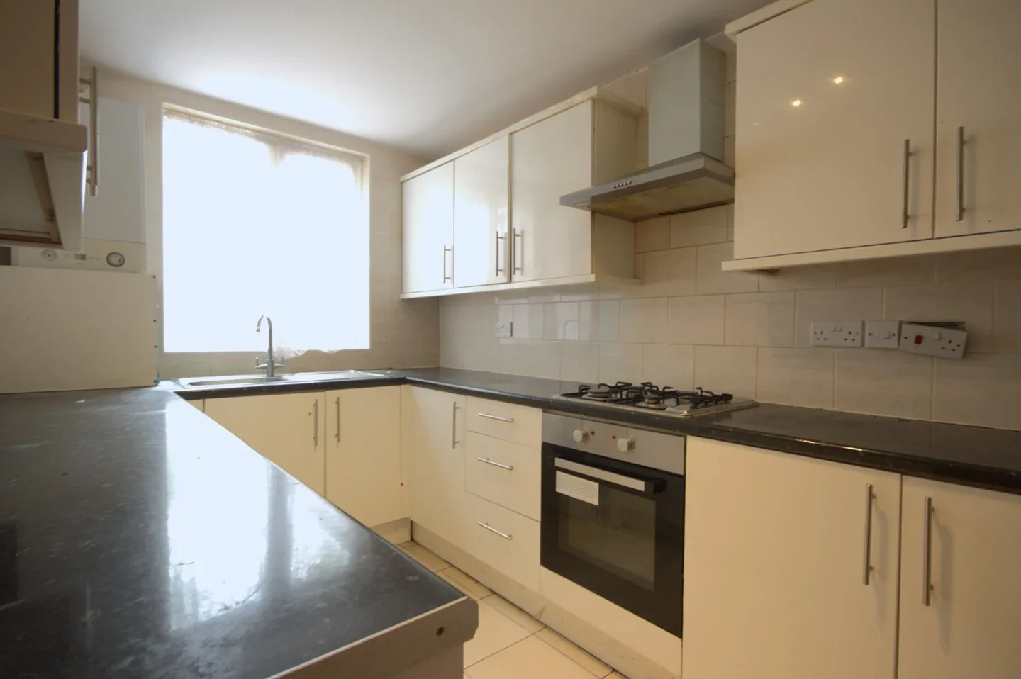 Flat Stoneycroft Close in Greater London