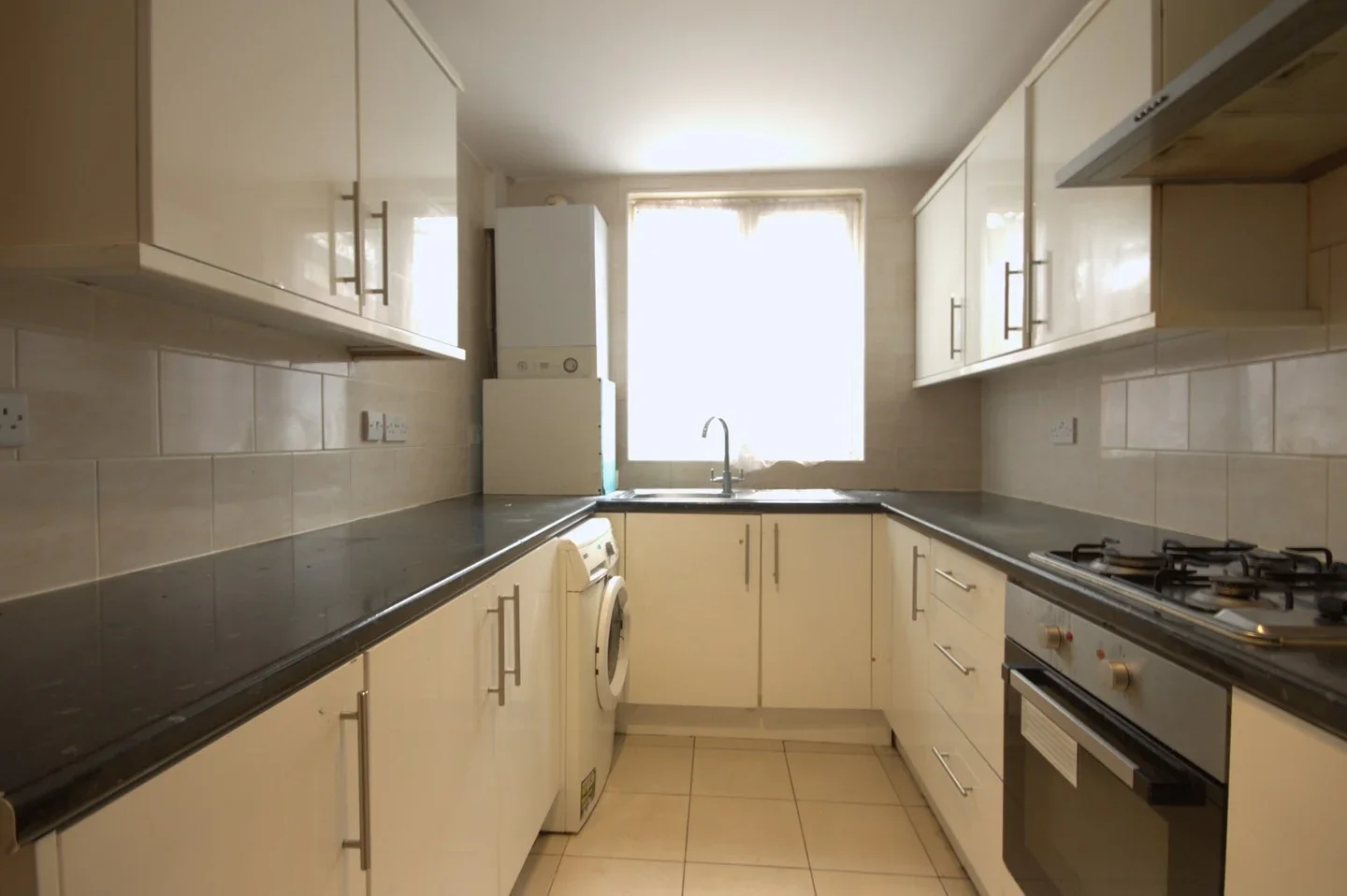 Flat Stoneycroft Close in Greater London