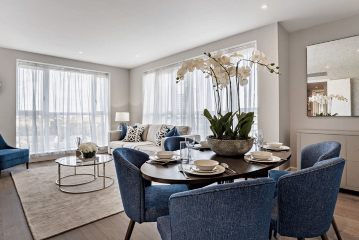 Flat Westferry Circus in Greater London