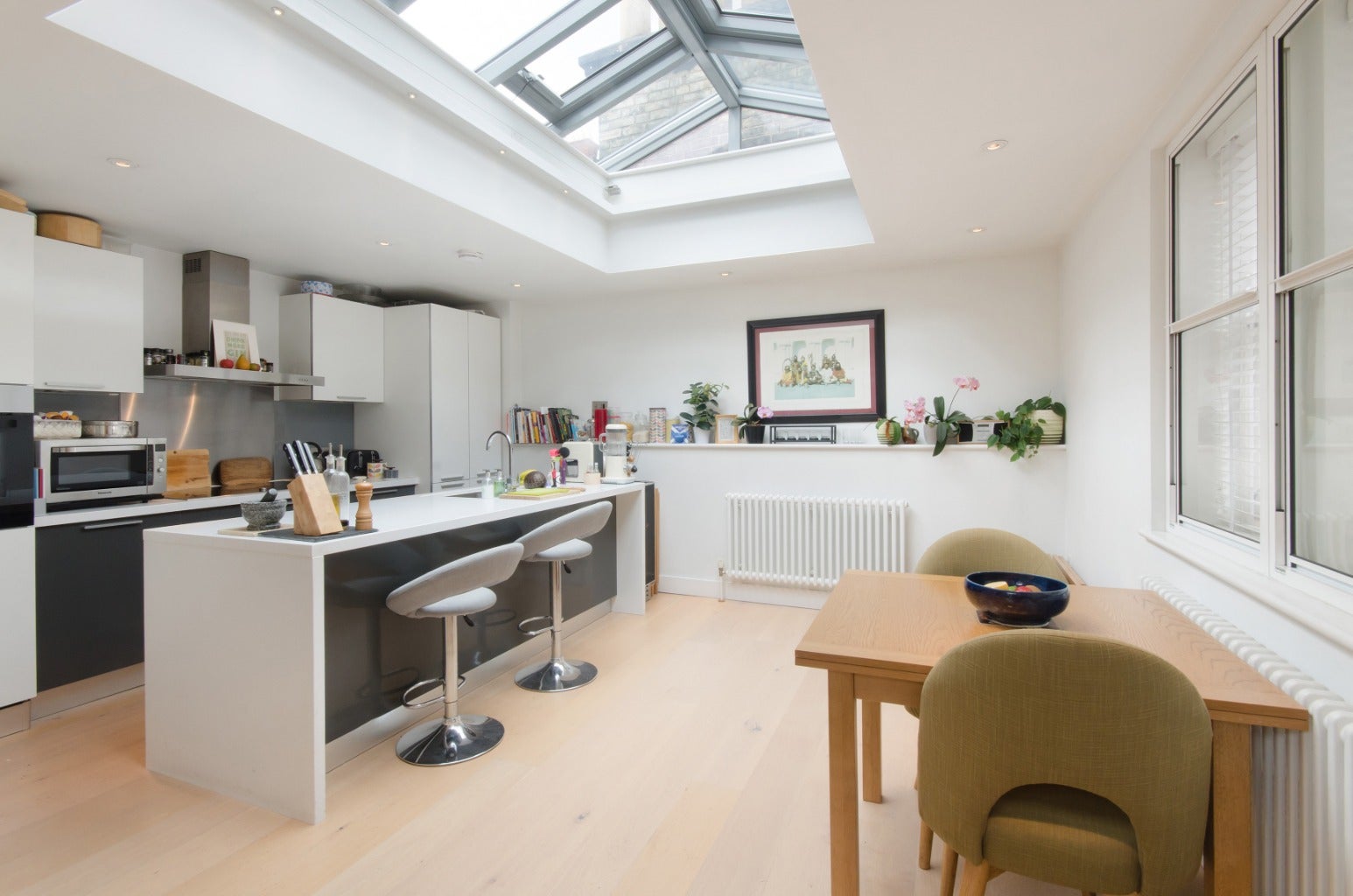 Flat Catherine Street in City of Westminster