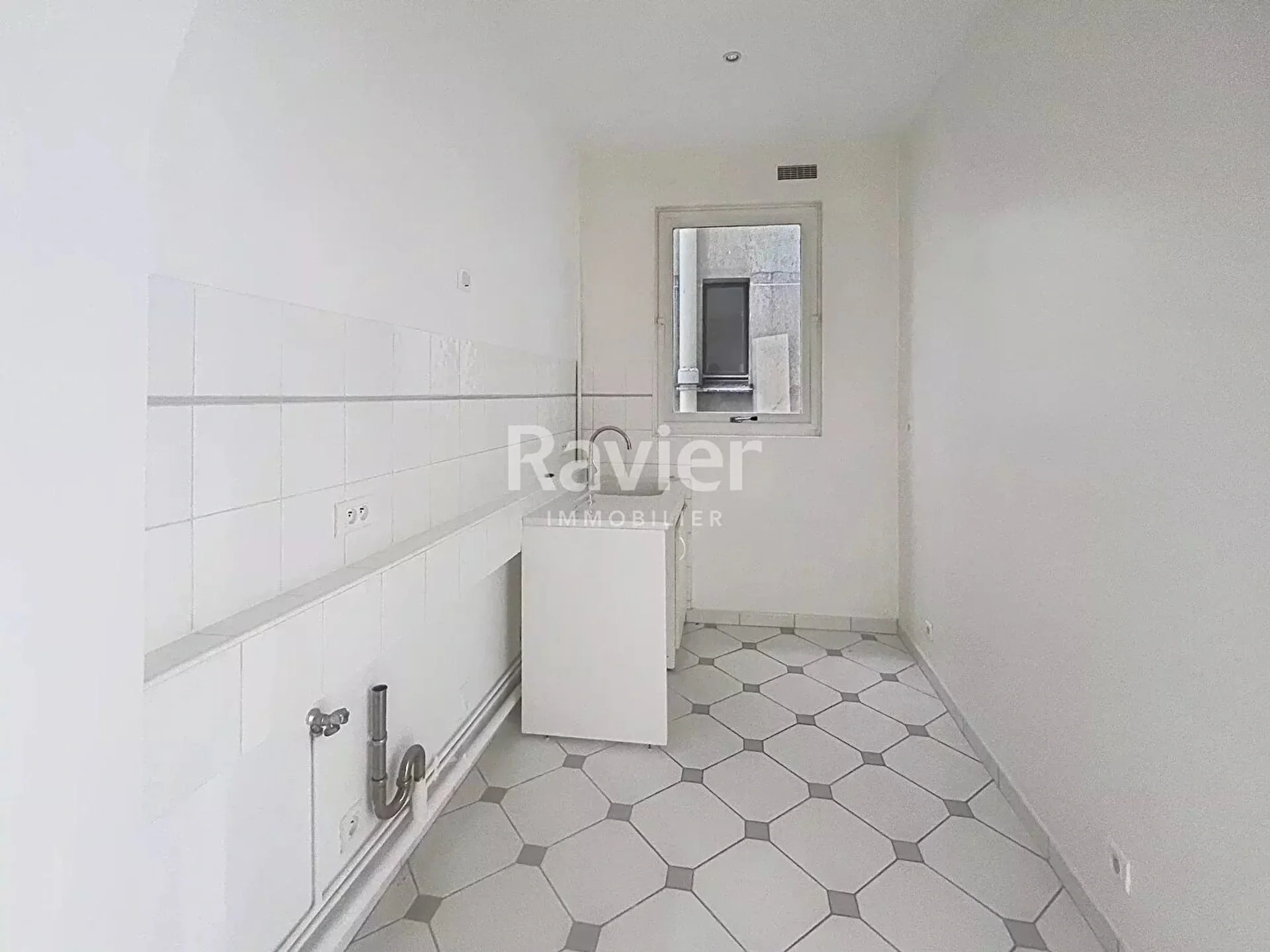 Flat Rue Littré in Paris