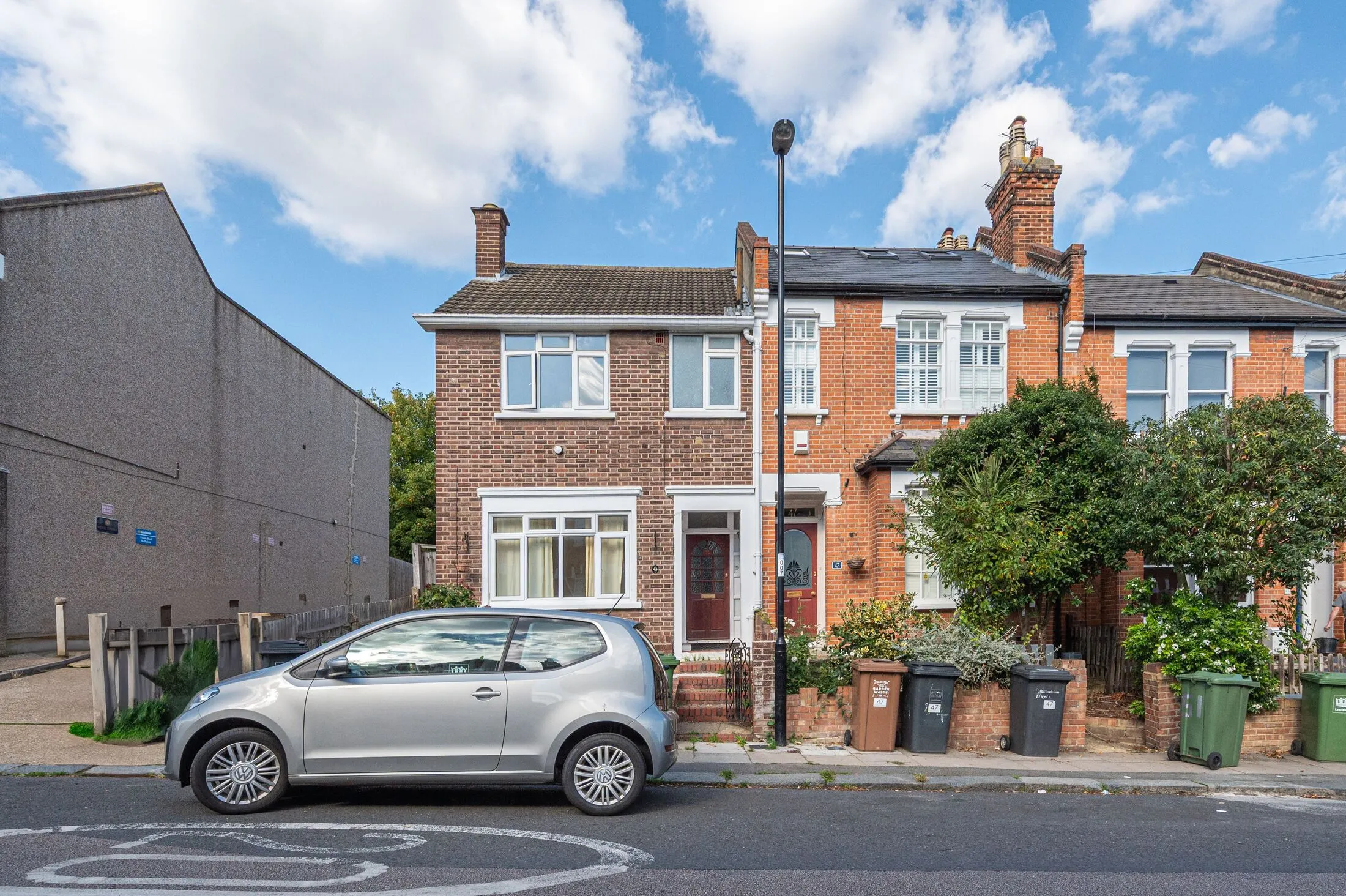 House Queenswood Road in Greater London
