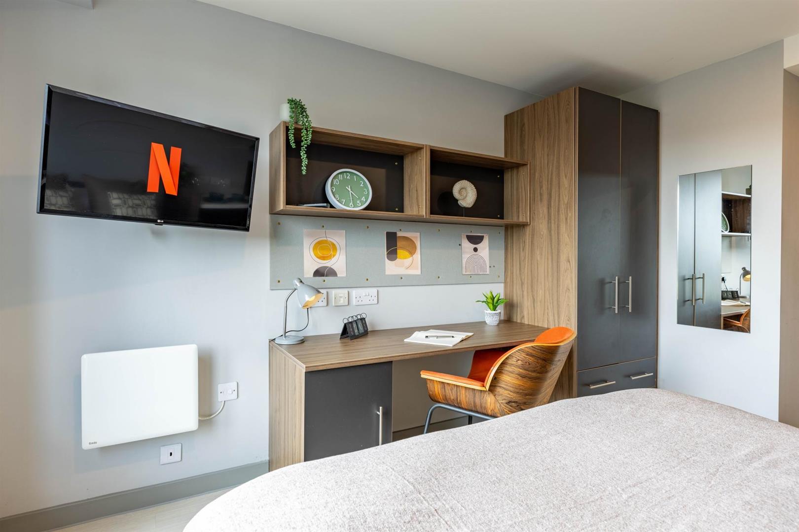 Flat Castlebank Street in Glasgow