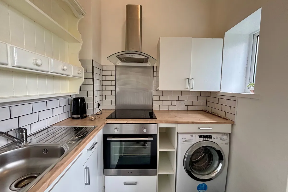 Flat Dover Place in Bristol