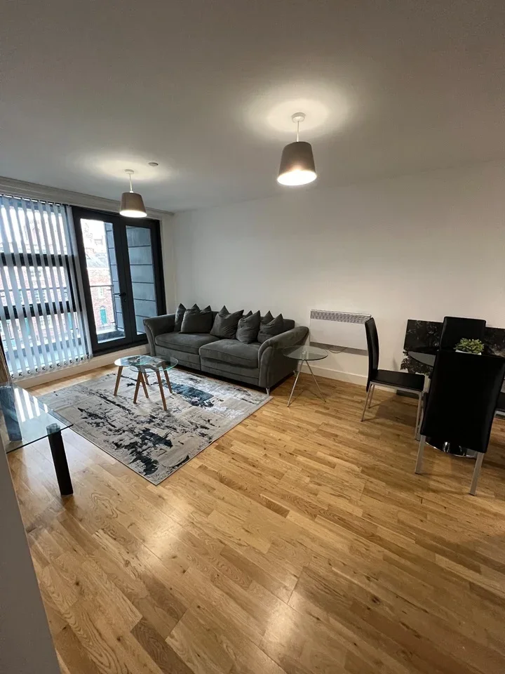 Flat Colquitt Street in Liverpool