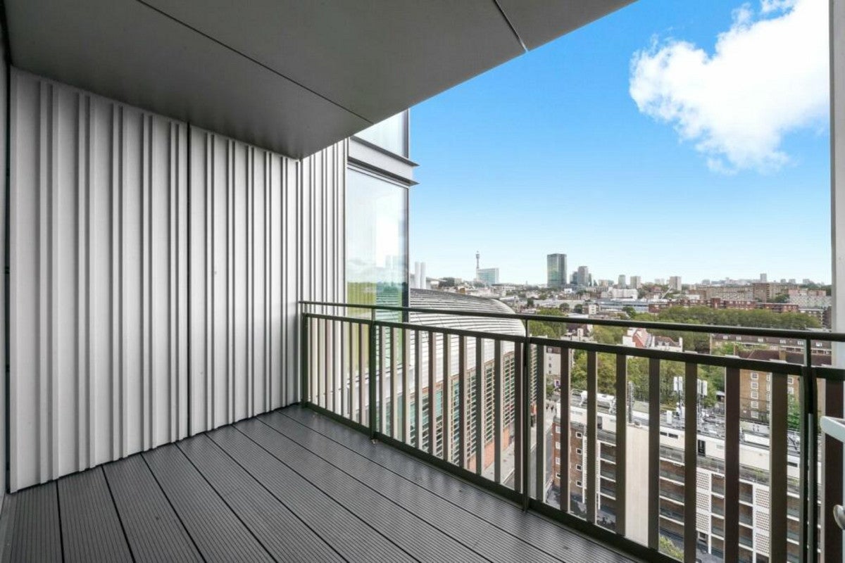 Flat Brill Place in Greater London