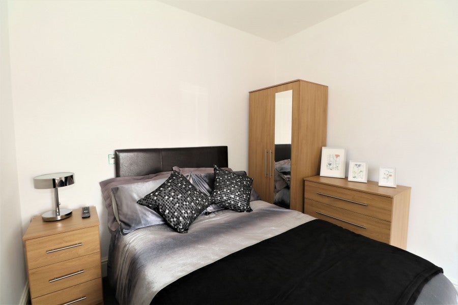 Flat Oxford Street in Rugby