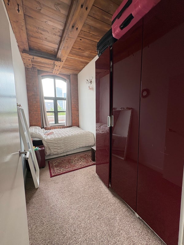 Room Blantyre Street in Manchester