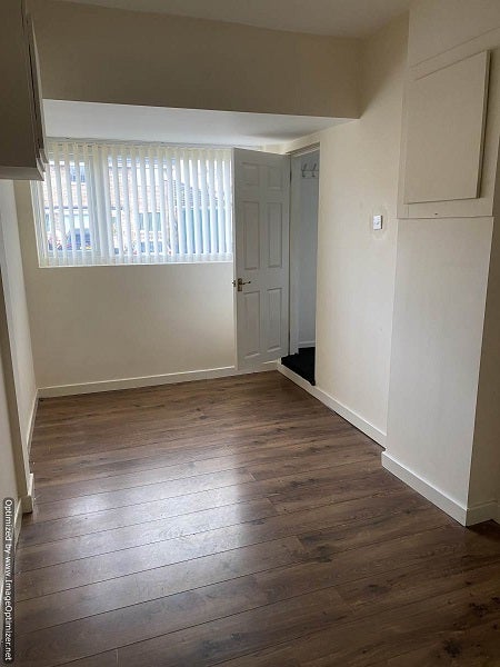 House Horstone Crescent in Ellesmere Port