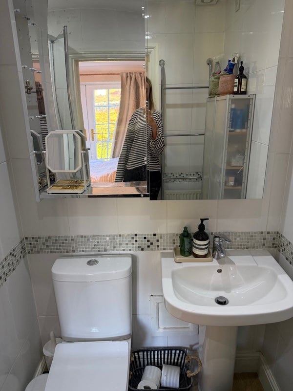 Room Jodrell Road in Greater London