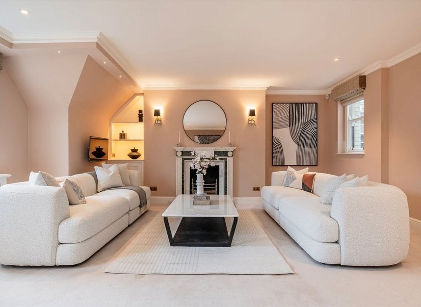 Flat Balfour Place in City of Westminster