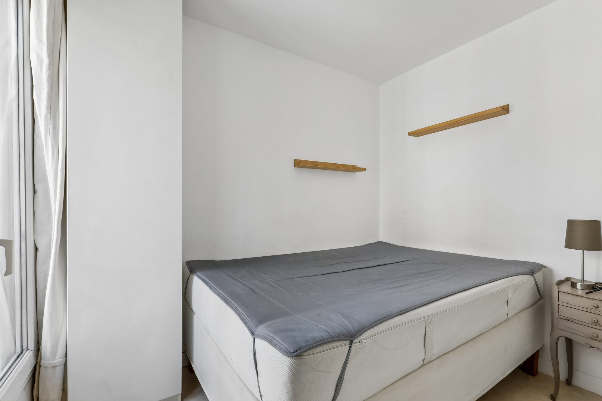 Flat Rue Doudeauville in Paris