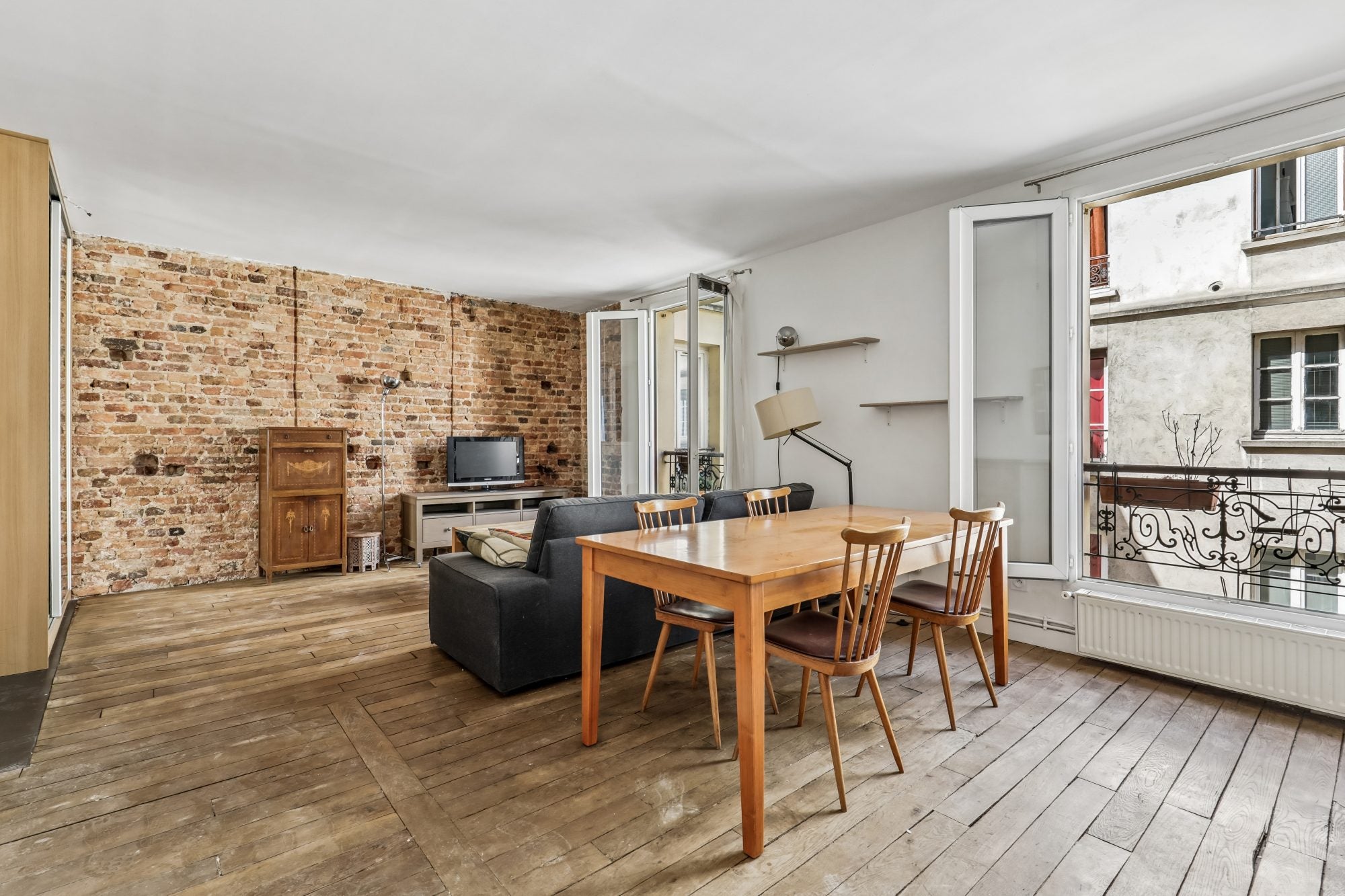 Flat Rue Doudeauville in Paris