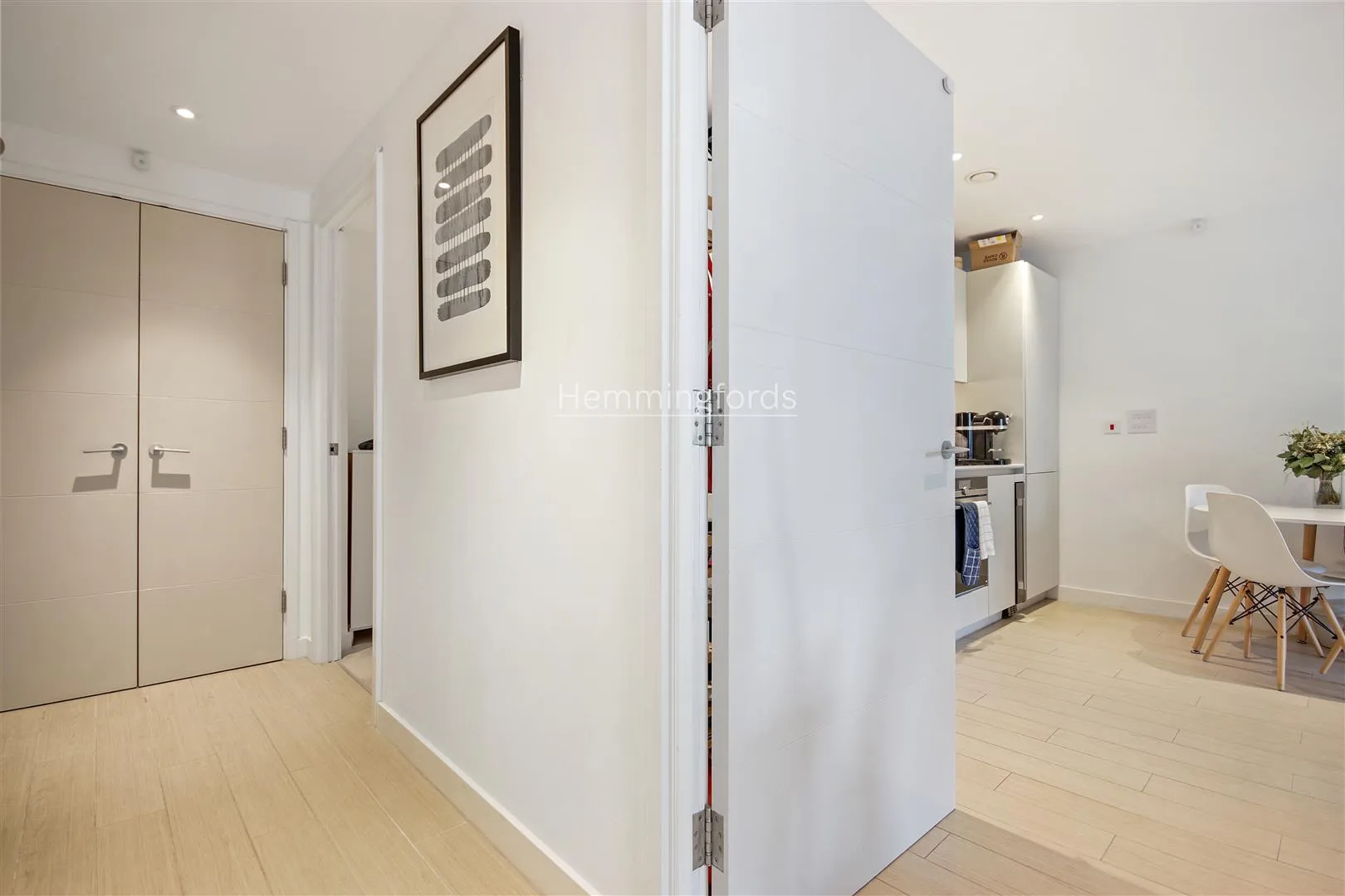 Flat Ann Street in Greater London