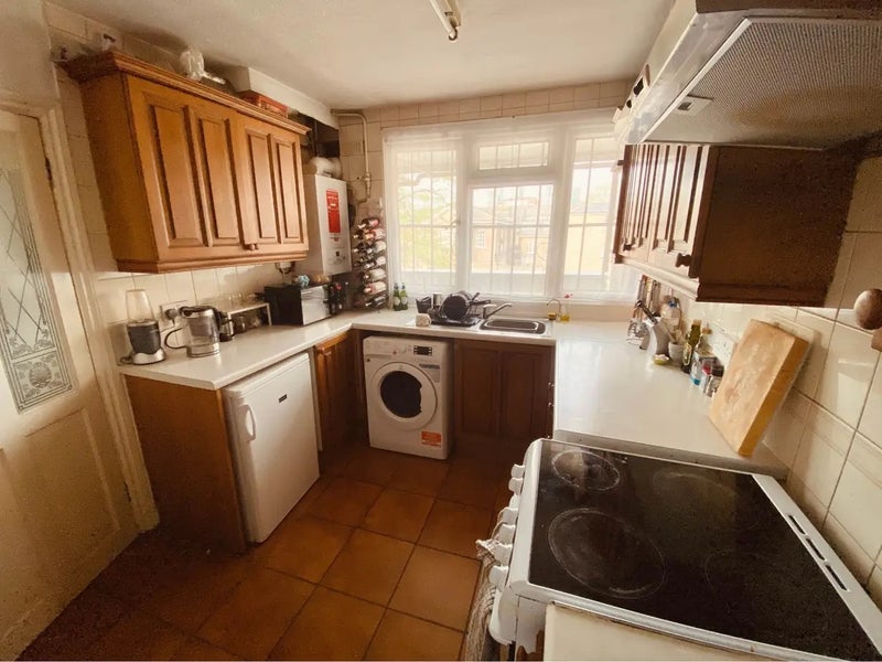 Room Ramsey Street in Greater London
