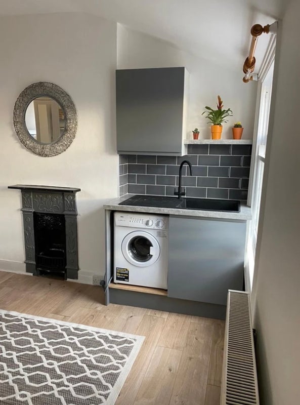Room Derwentwater Road in Greater London