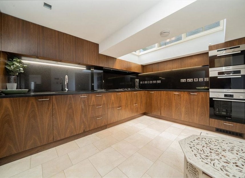 House Pelham Street in Greater London
