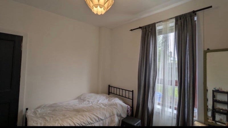 Room Skipness Drive in Glasgow