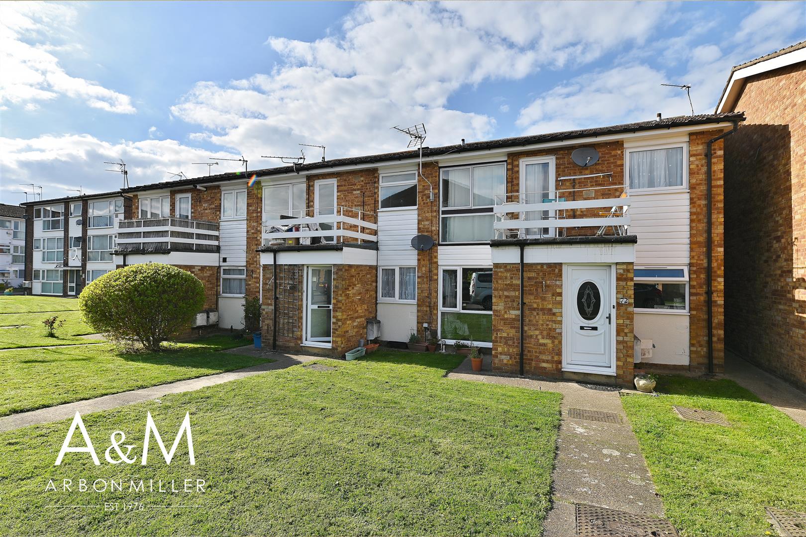 Flat St Peters Close in Greater London
