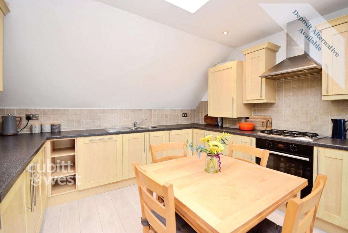 Flat Bennett Road in Greater London