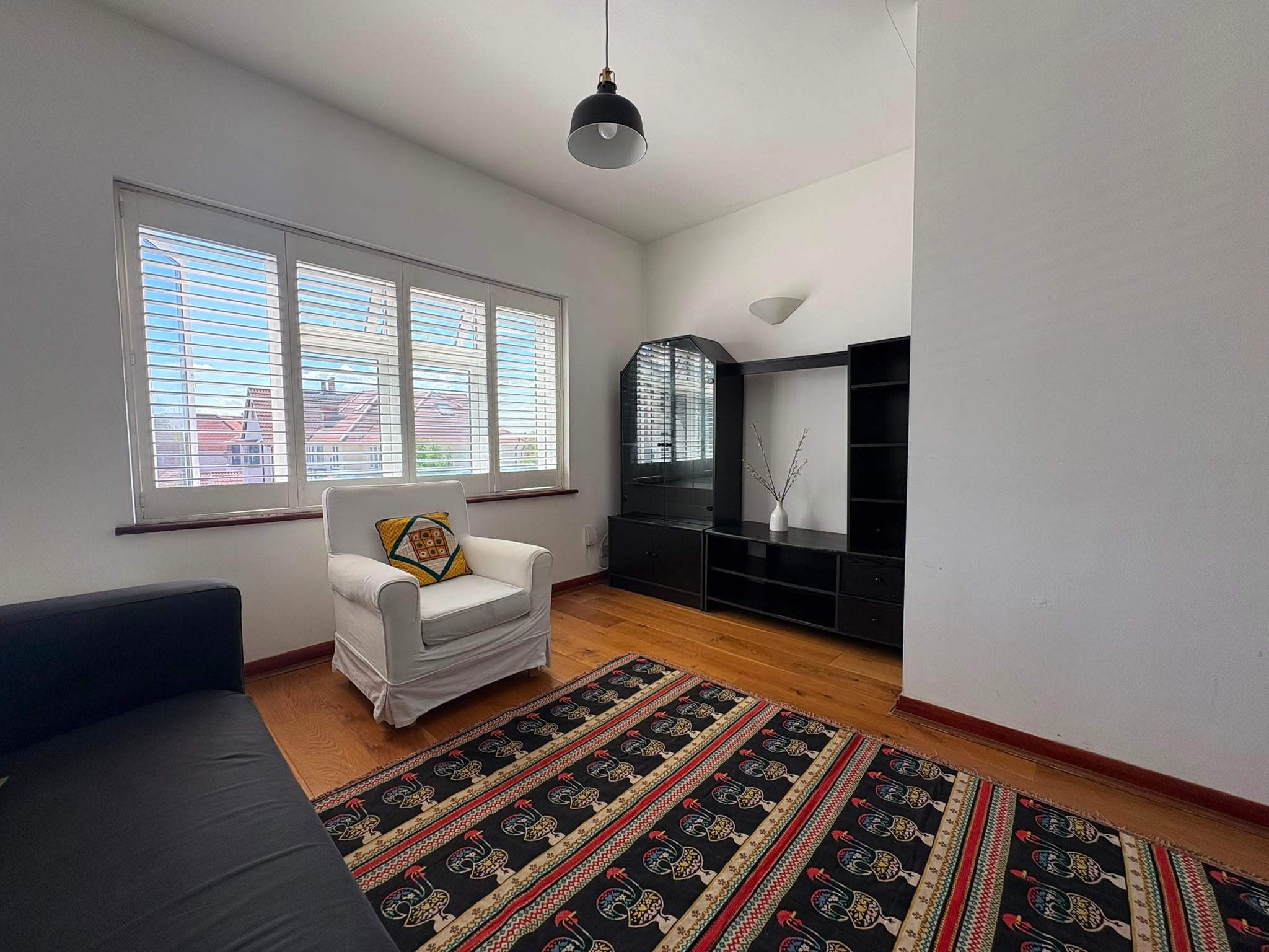 Flat Burlington Road in Greater London